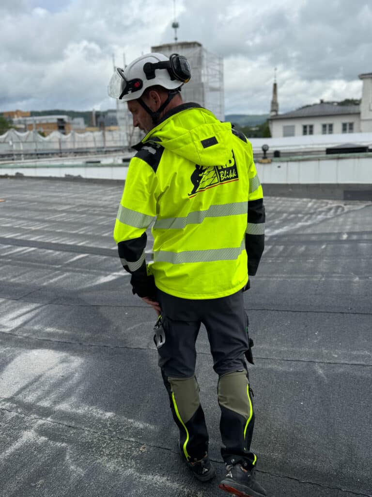 Tak og fasadearbeid - KB Blikk AS